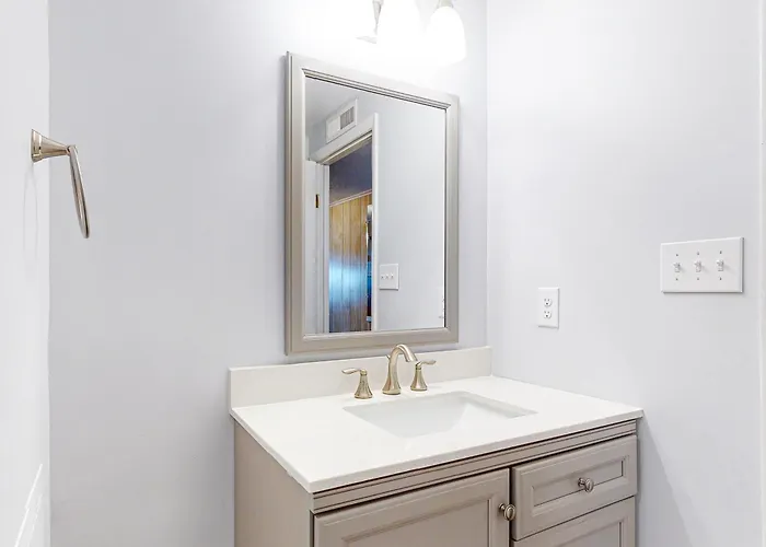 Ocean Point Iii 126 Apartment *